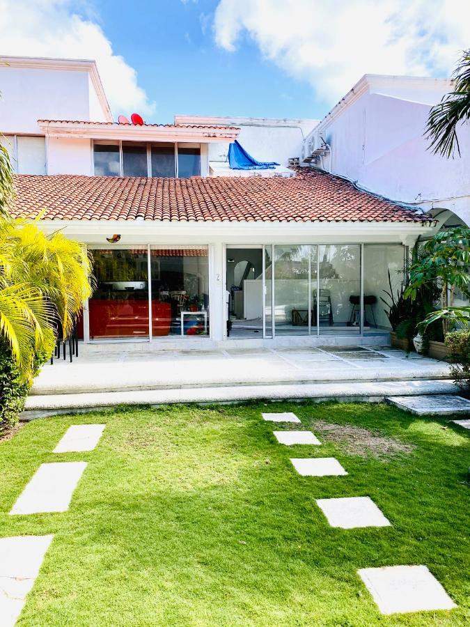 Casa Blanca ZH Kukulkán Mall Cancún Exterior foto
