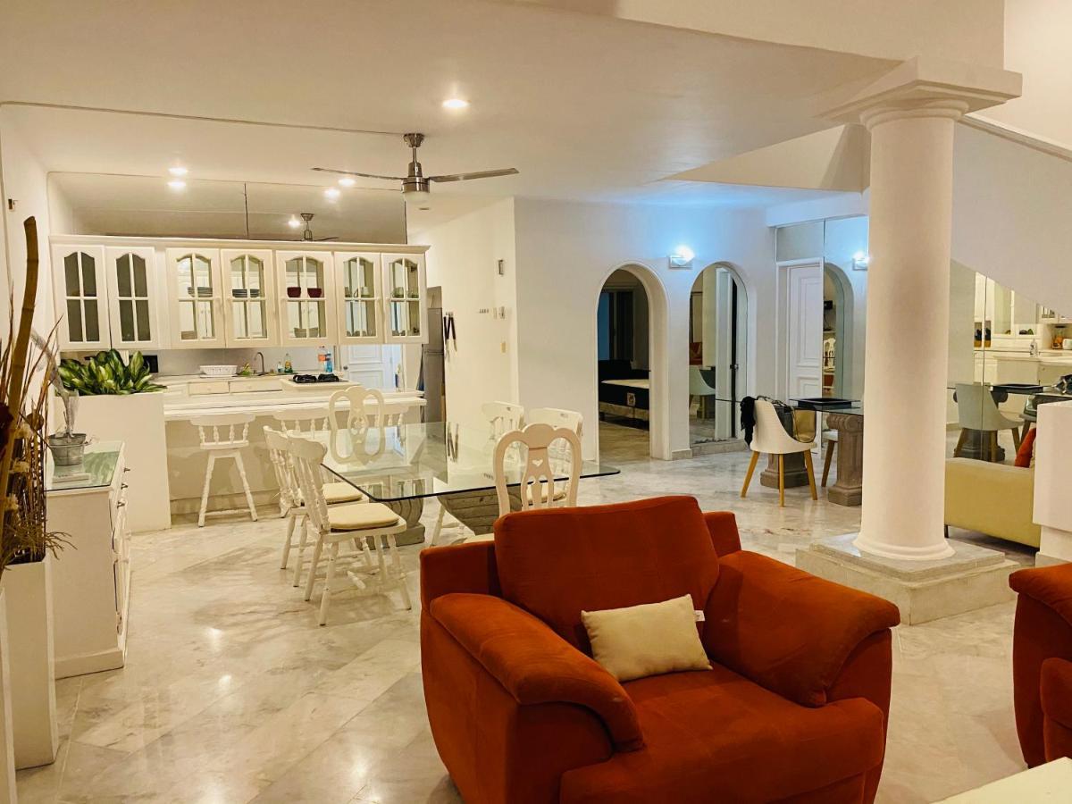 Casa Blanca ZH Kukulkán Mall Cancún Exterior foto